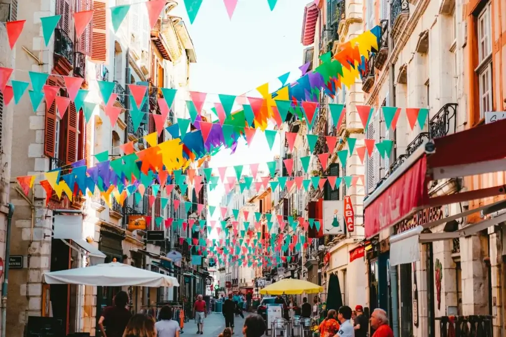 En savoir plus sur Que faire cet été au Pays basque ? Les événements à ne pas manquer près de Saint-Pée-sur-Nivelle (juin à août 2025)